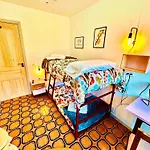 A Casa Da Parrula Δωμάτια σε οικογενειακή κατοικία