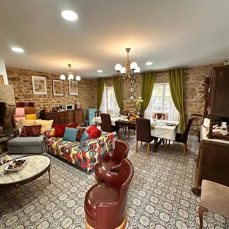 A Casa Da Parrula Ubytování v soukromí Santiago de Compostela