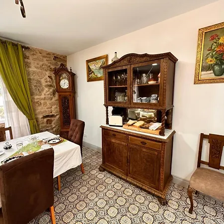 홈스테이 A Casa Da Parrula *