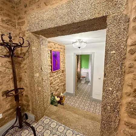 A Casa Da Parrula Homestay *