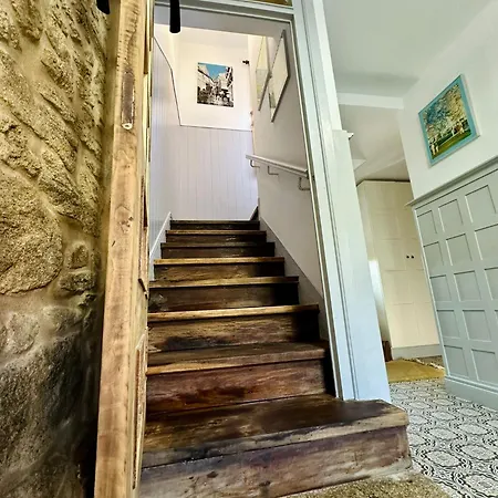 A Casa Da Parrula Homestay