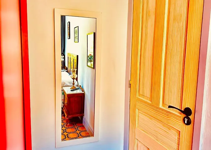 Проживание в семье A Casa Da Parrula